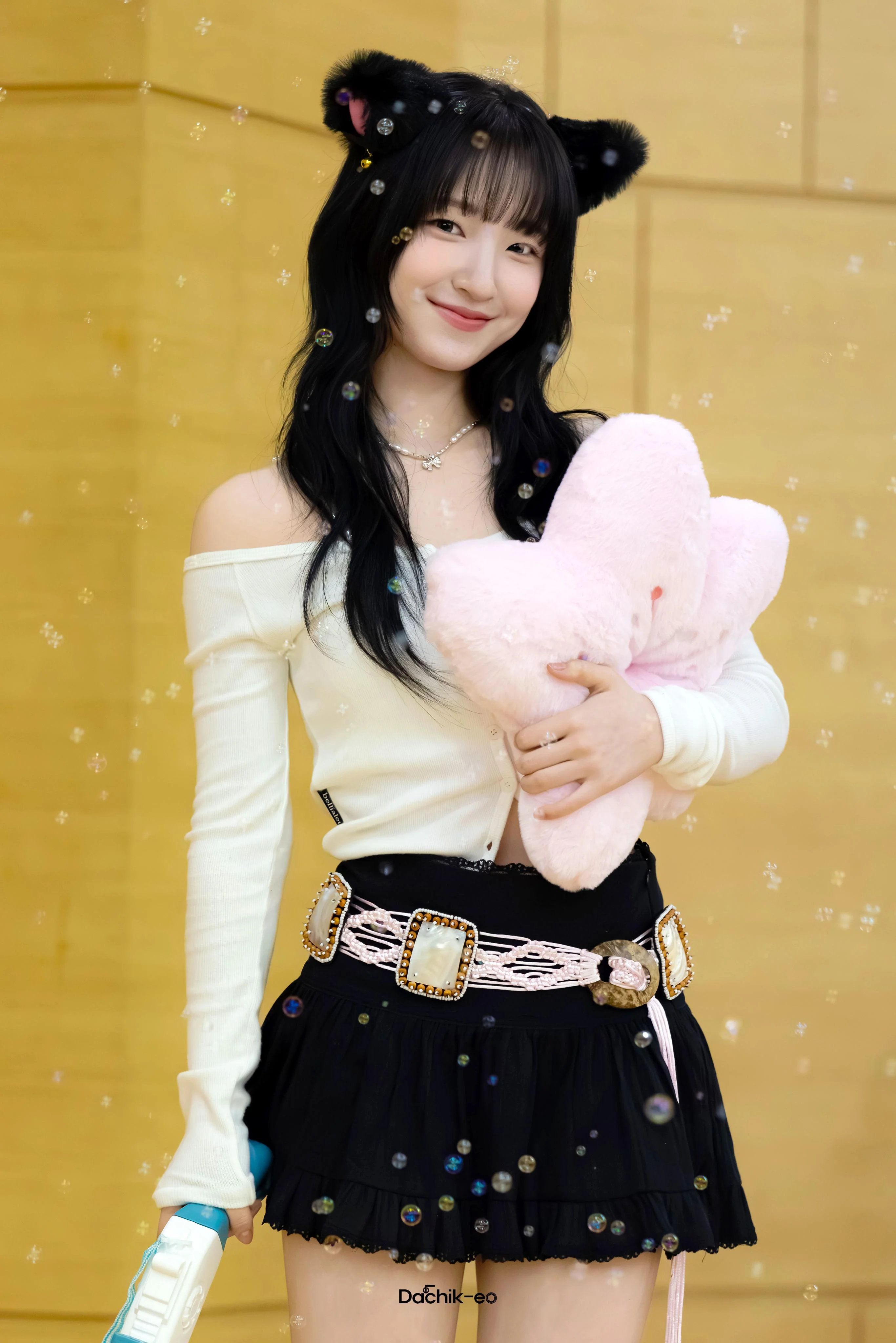 UNIS Yunha picture 1 of 1
