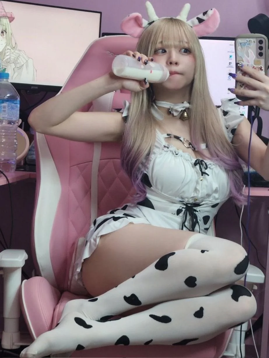 Cow girl picture 1 of 1