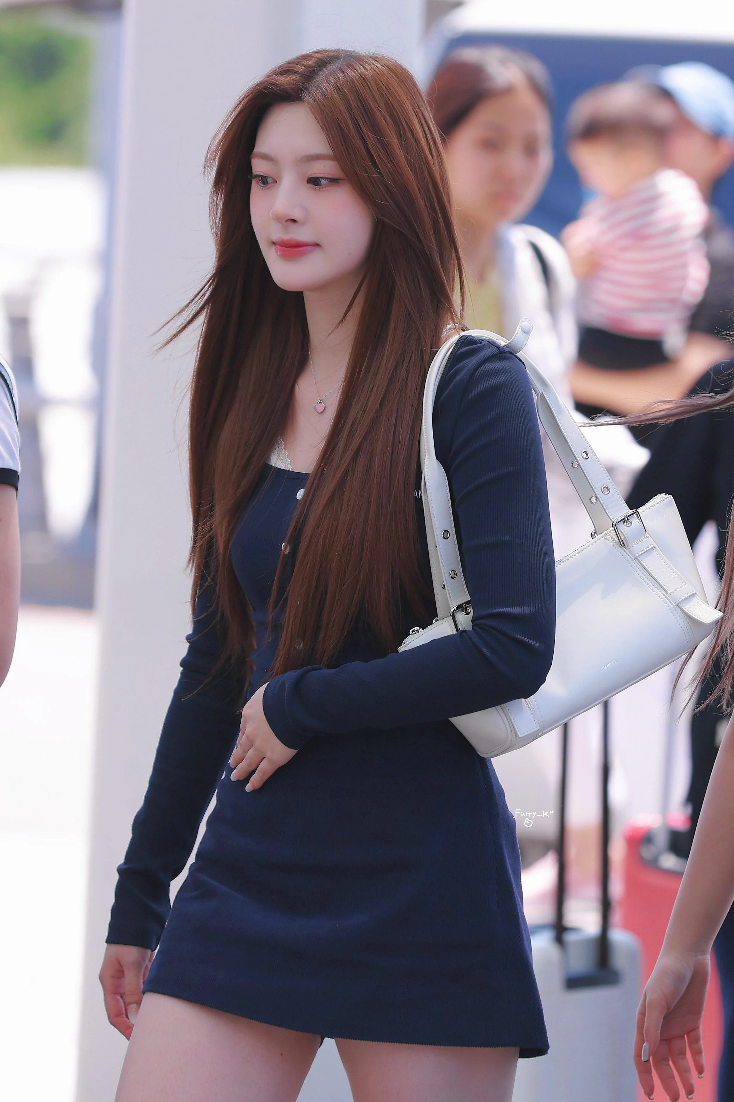STAYC Seeun picture 1 of 1