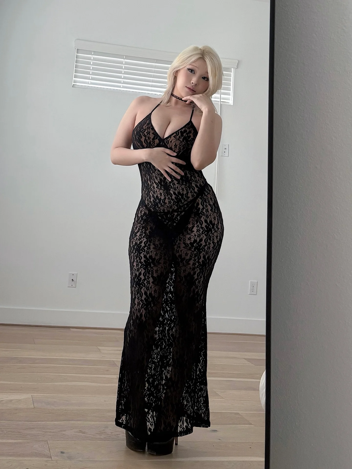 Asian blonde picture 2 of 4