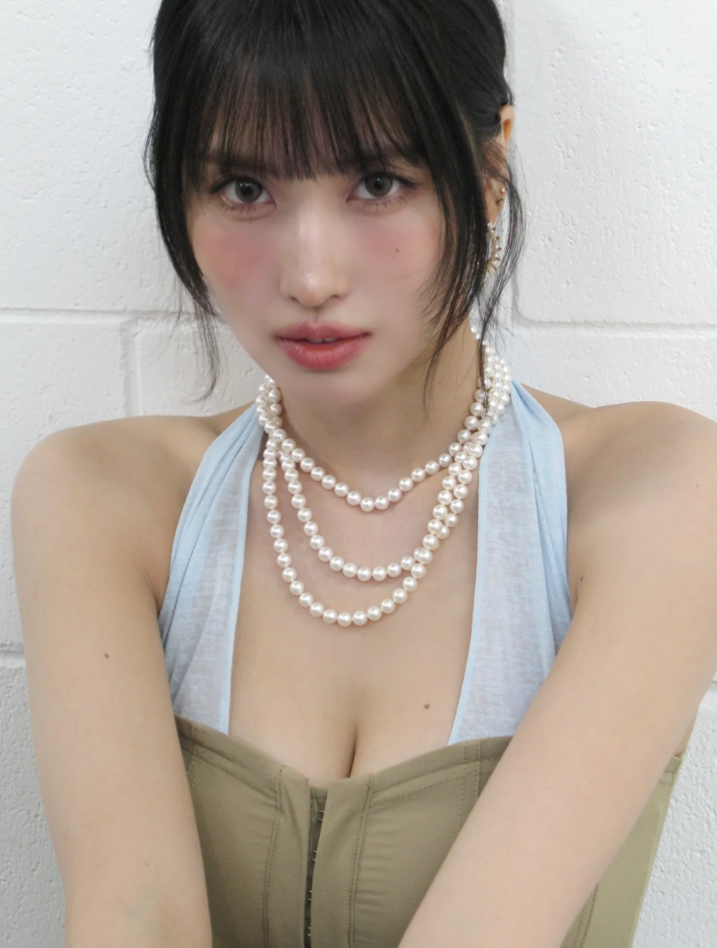 TWICE Momo picture 2 of 2