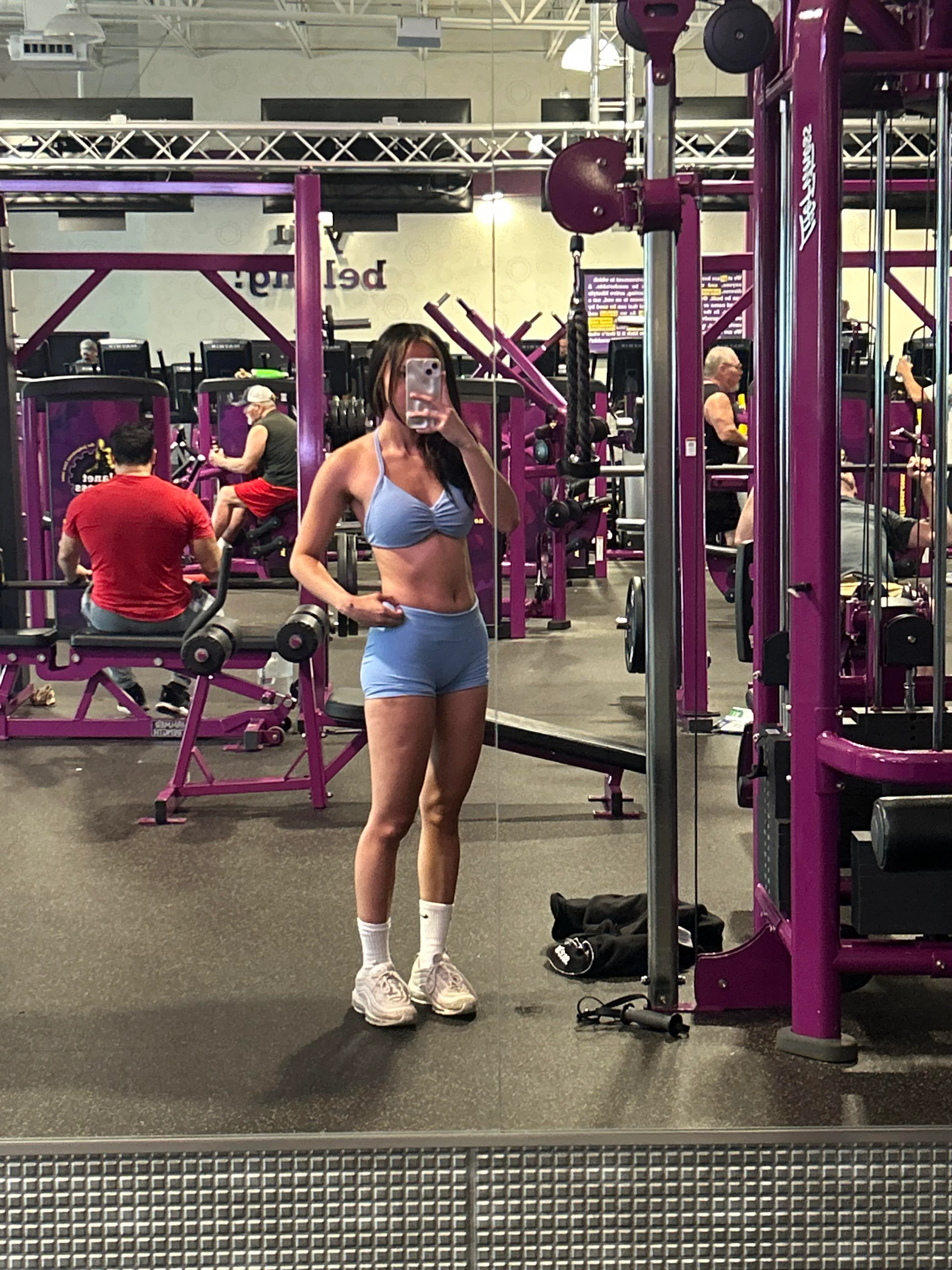 My body progress as a 5’0 asian woman 😇 picture 1 of 3