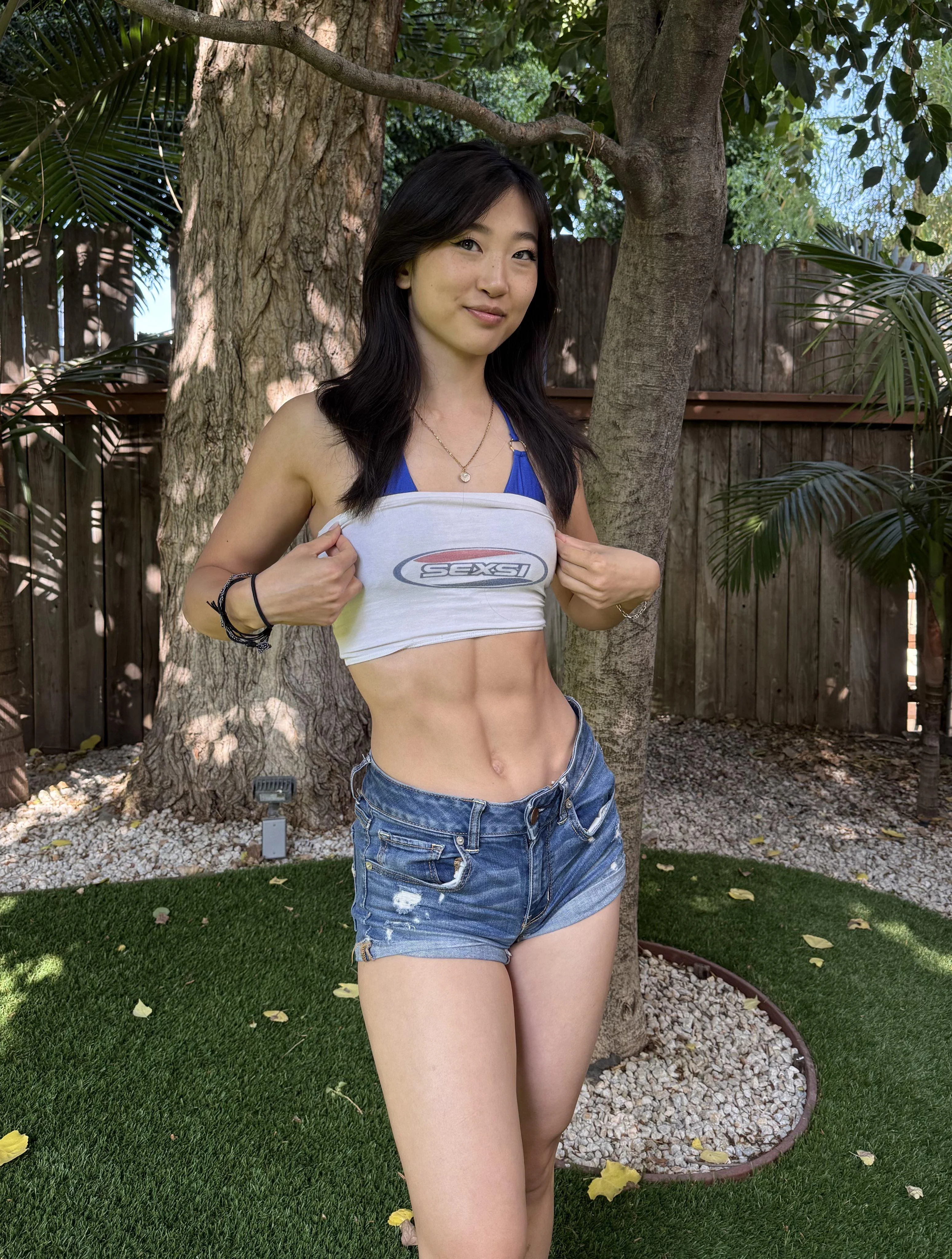 Emma Mei-Li picture 1 of 1