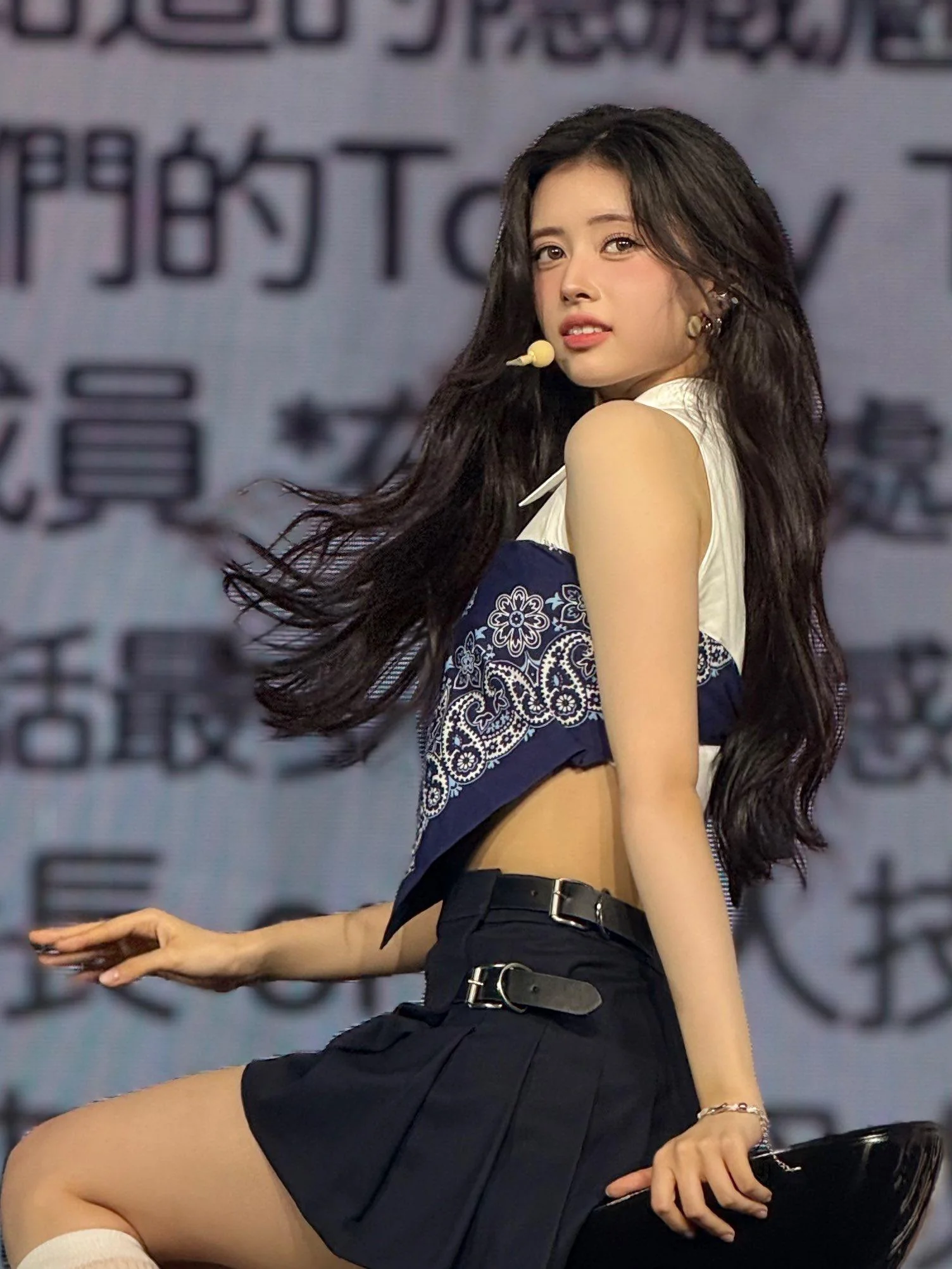 NiziU Rima picture 1 of 1