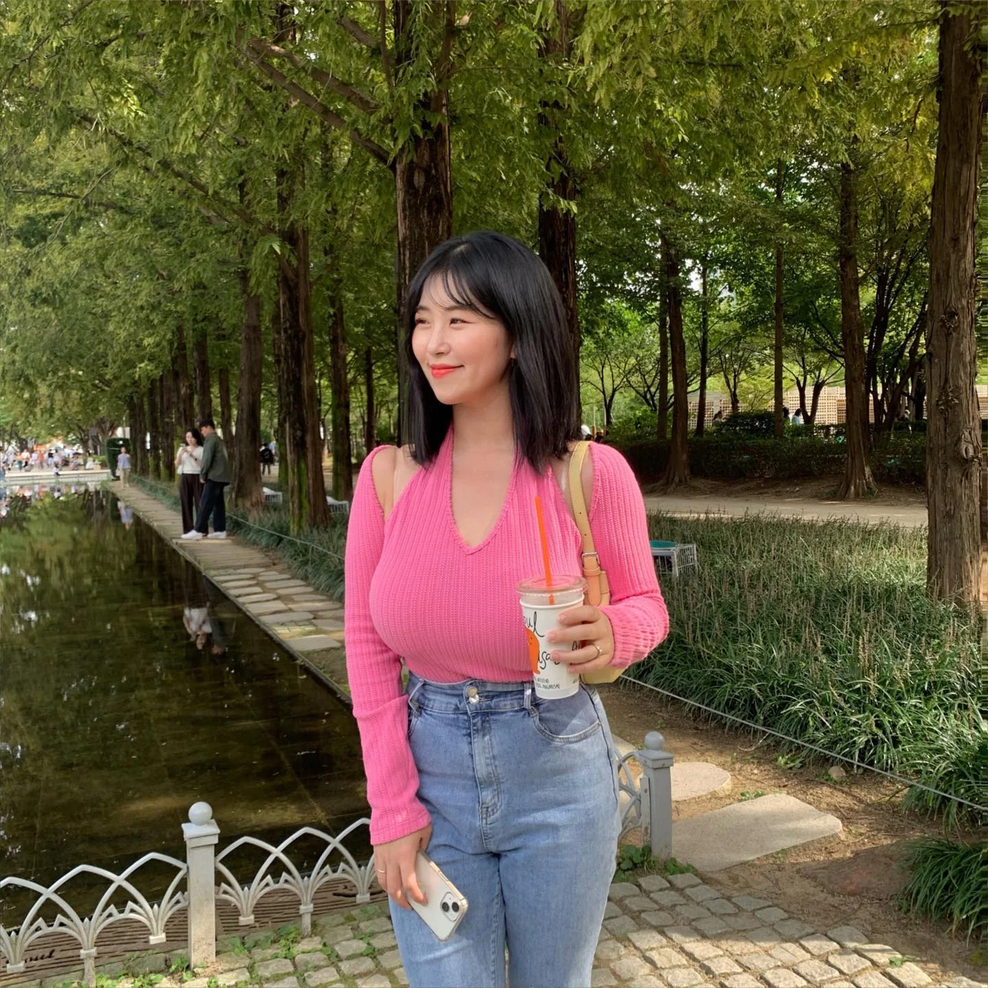busty korean picture 3 of 13