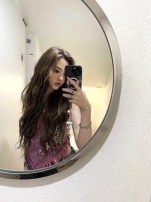 MEOVV Ella'