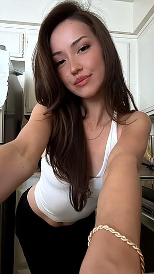 Hana ig @venusiscruel'
