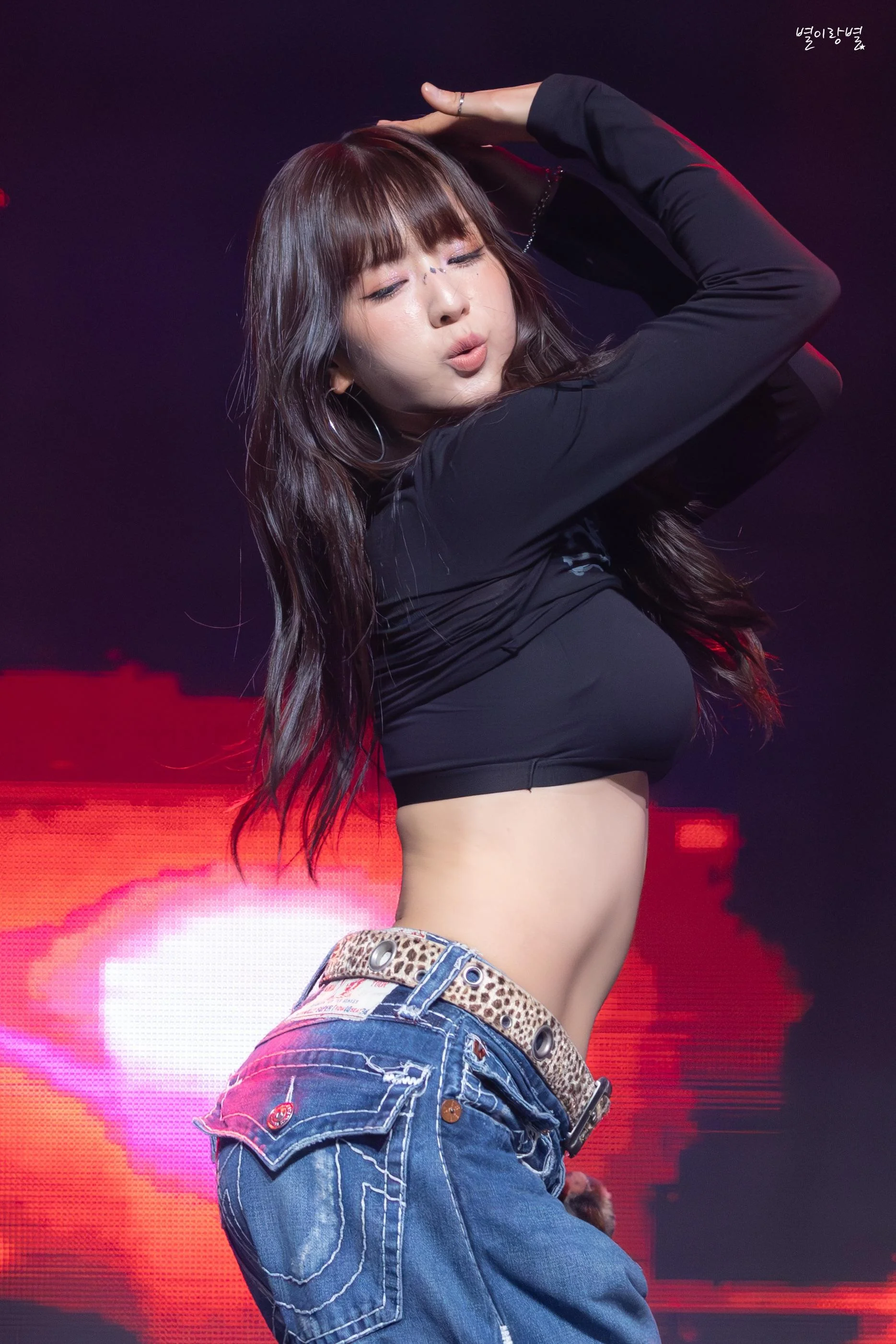 Apink - Bomi picture 2 of 2