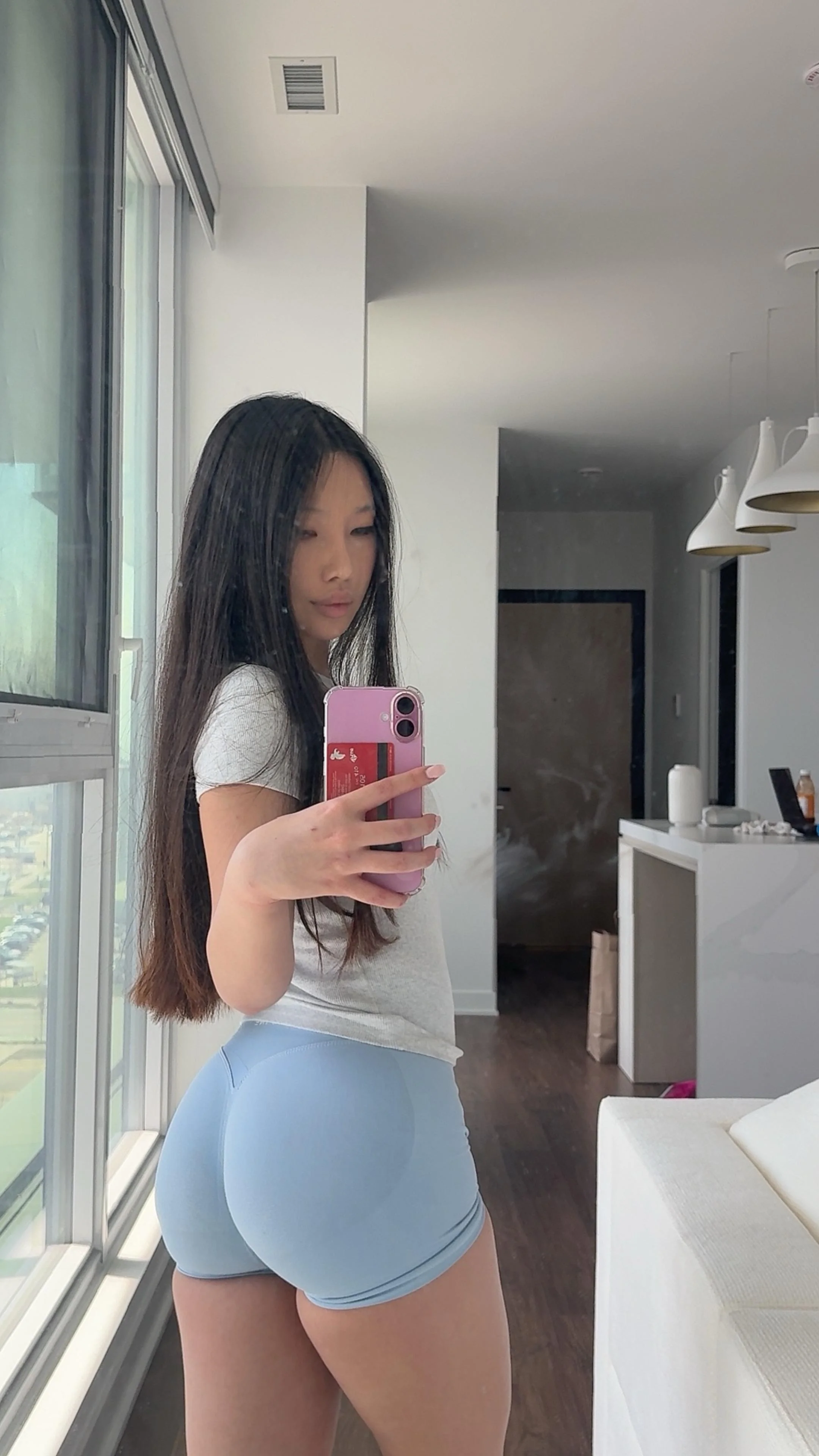 did she send pics today or do I have to? picture 1 of 1