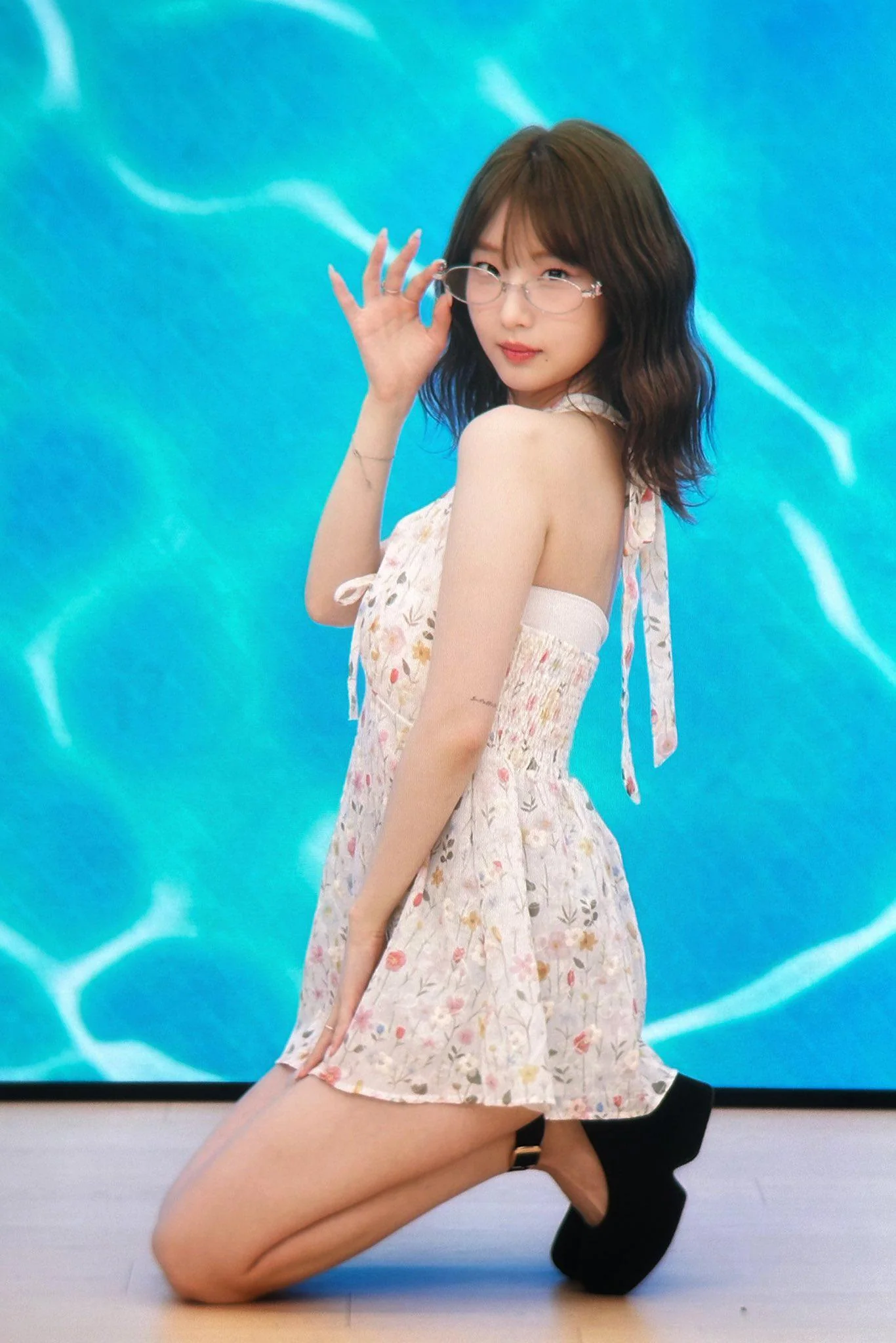 Yeojin picture 1 of 1