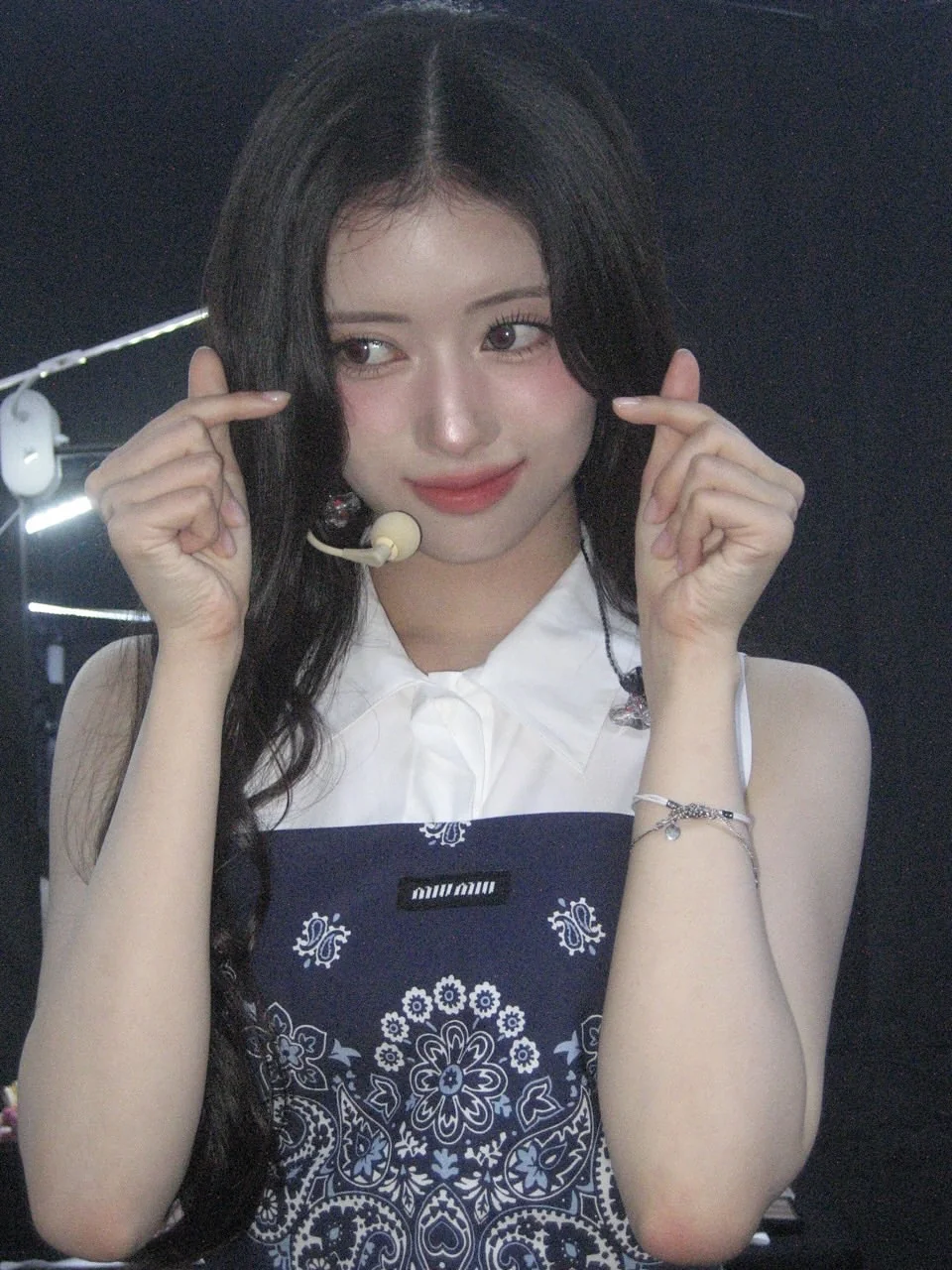 NiziU Rima picture 2 of 3
