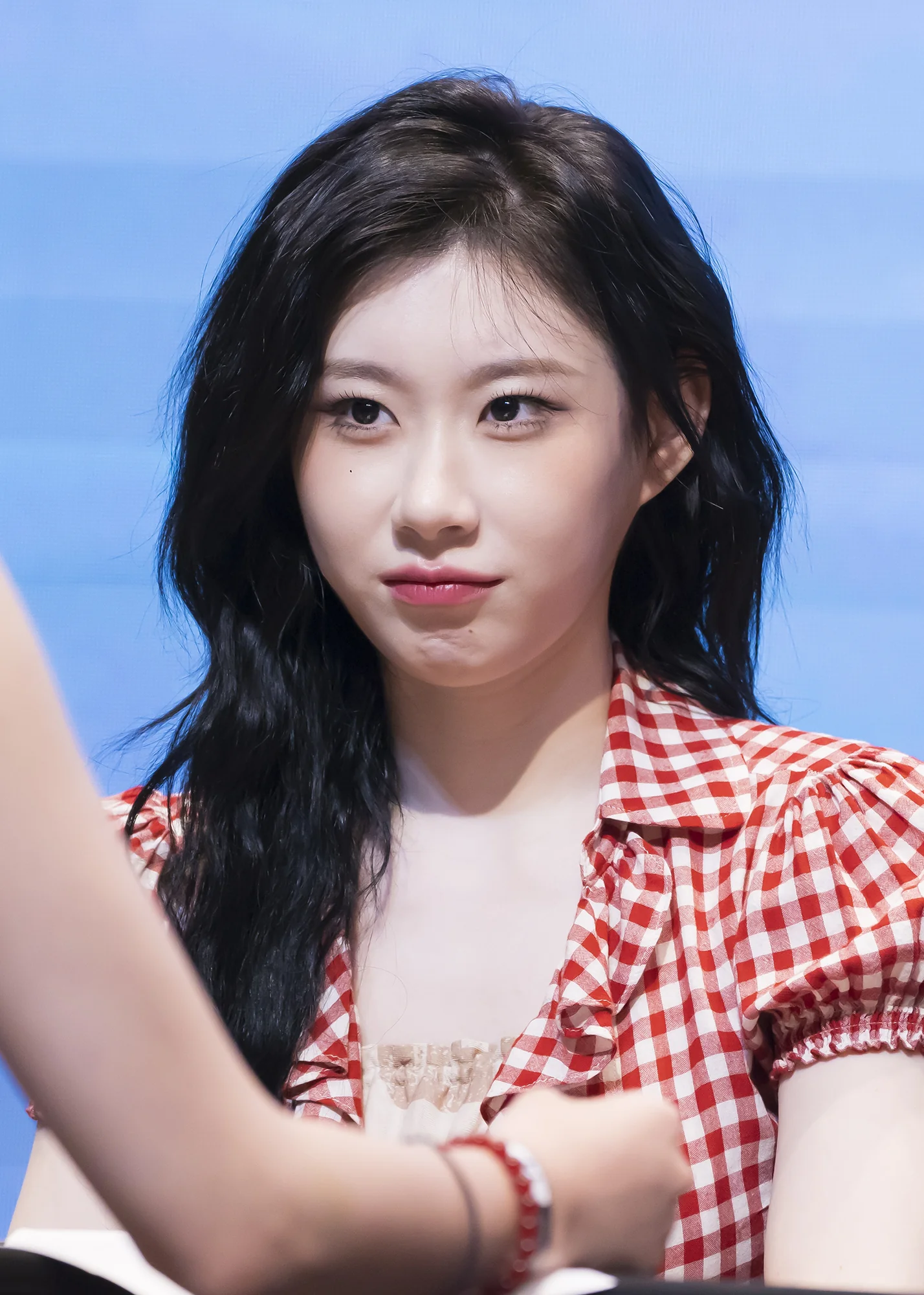 Itzy chaeryeong picture 3 of 4