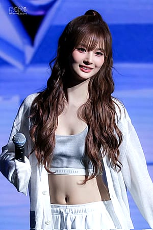 NMIXX Sullyoon'