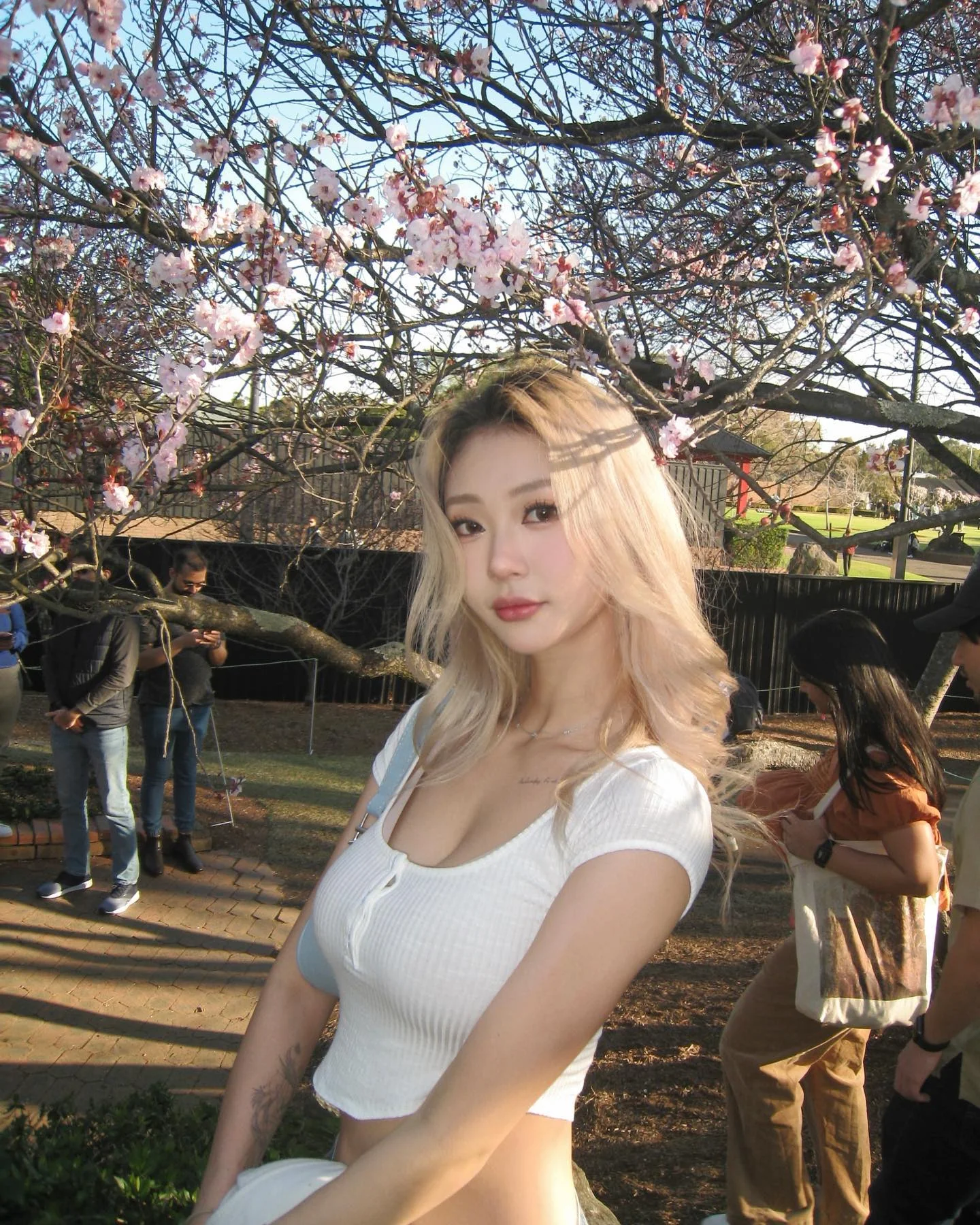Asian blonde picture 15 of 20
