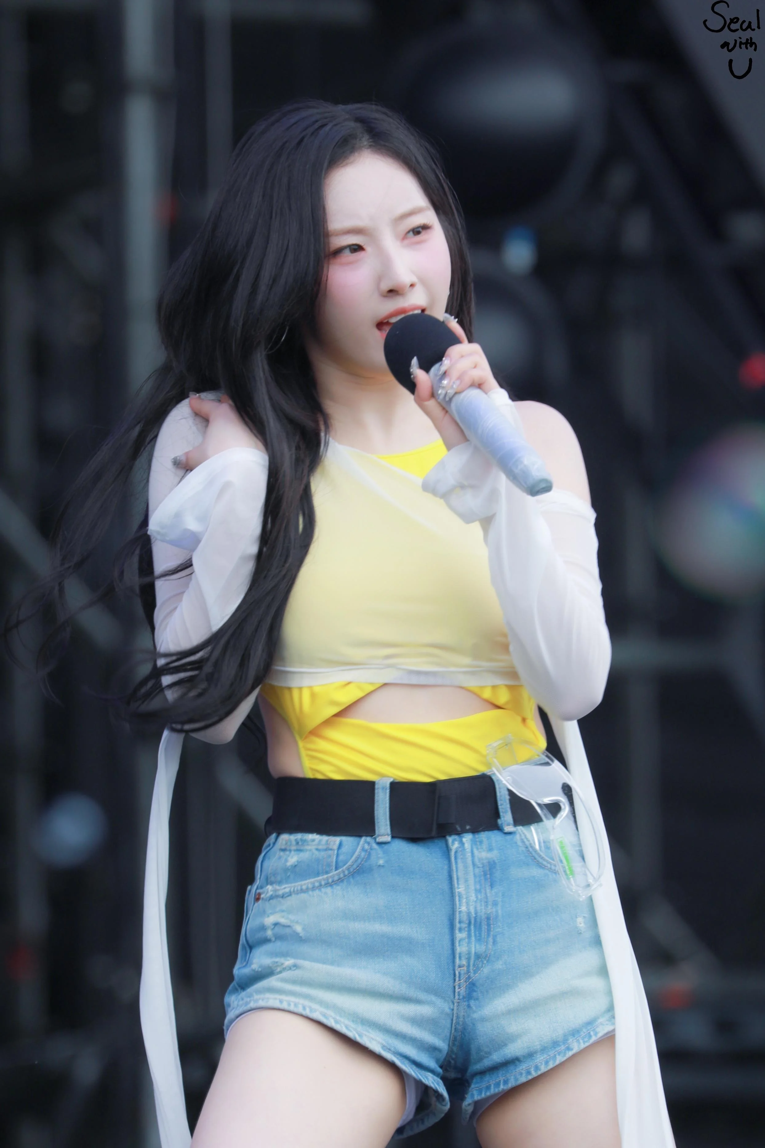 ARTMS Haseul picture 1 of 1