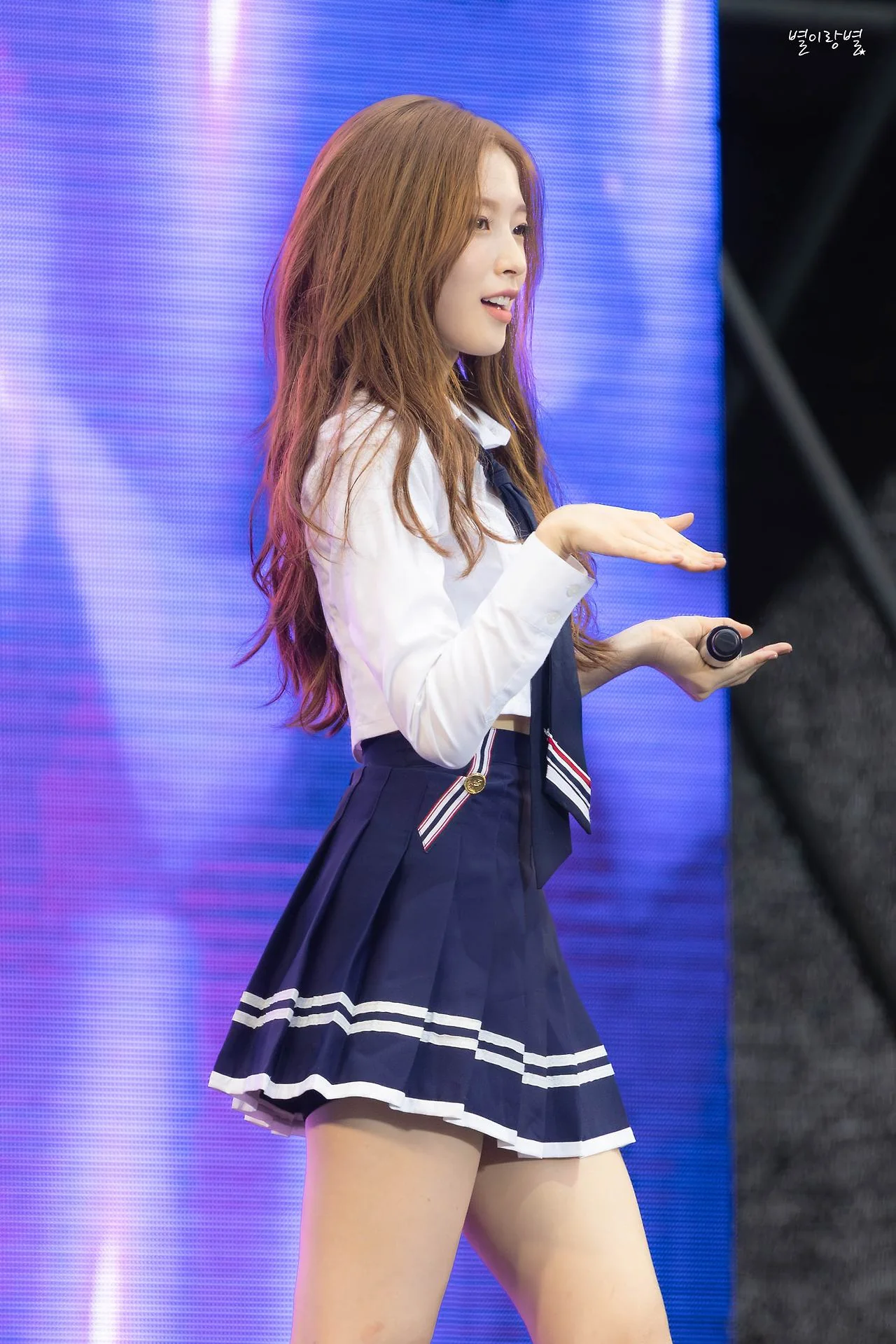 Arin picture 4 of 4
