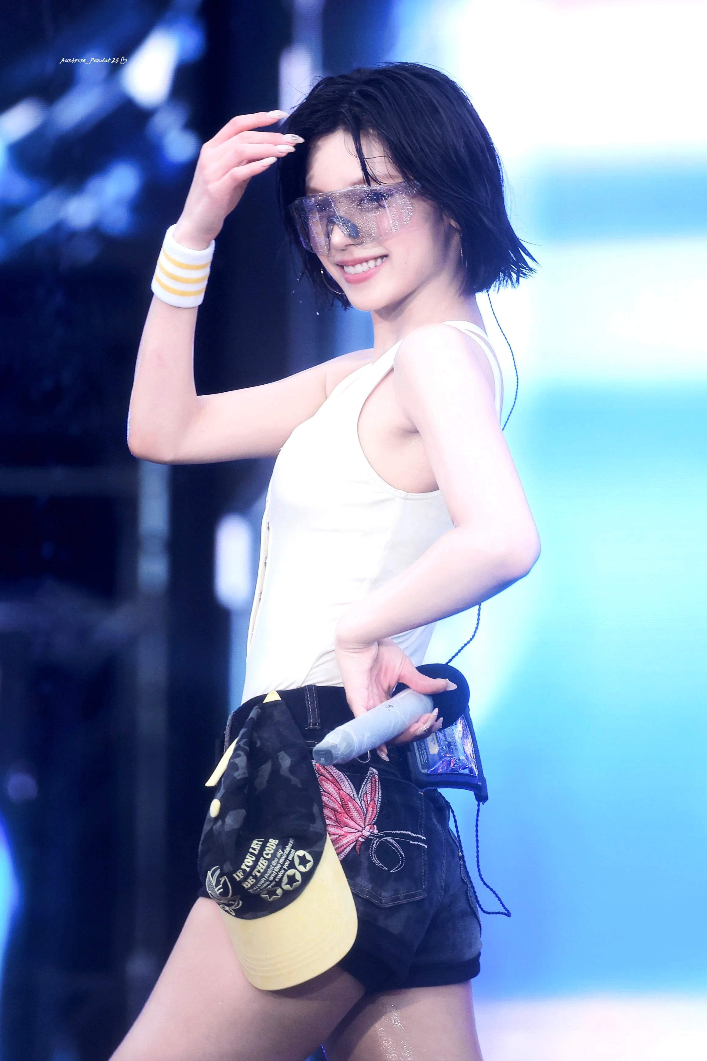 ITZY Yeji picture 3 of 3