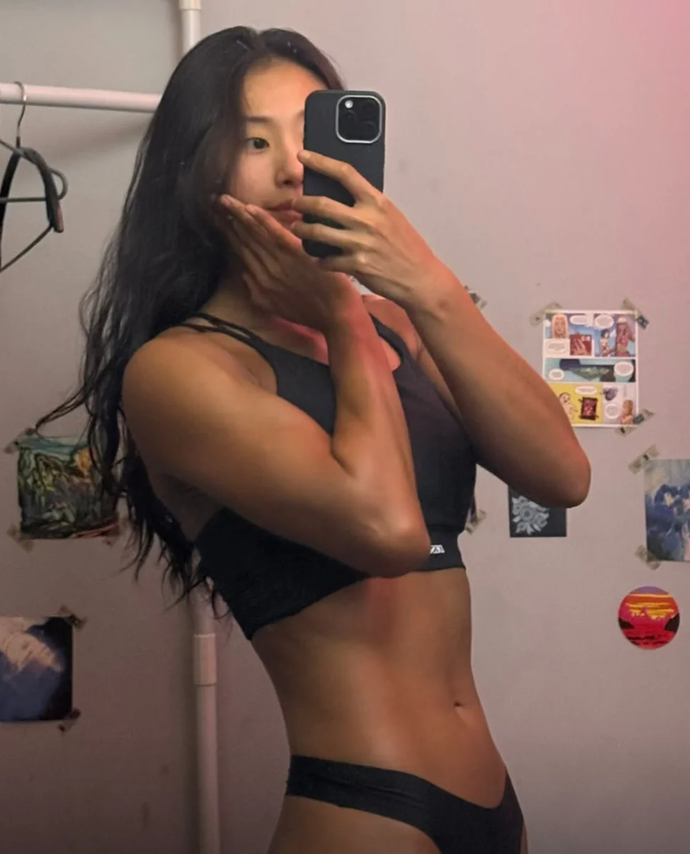 Sjy Shee picture 1 of 1
