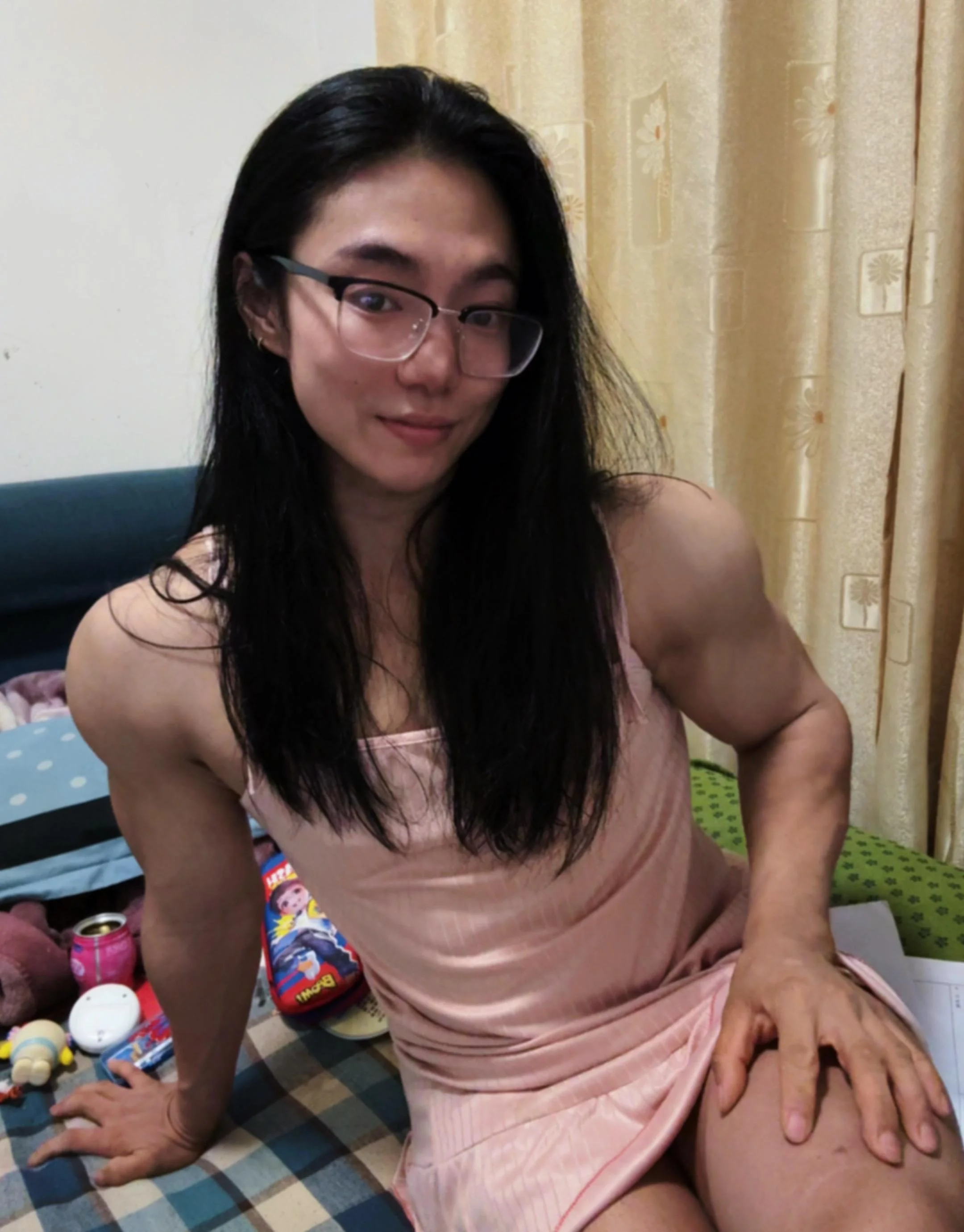 Yao Zeng picture 1 of 3