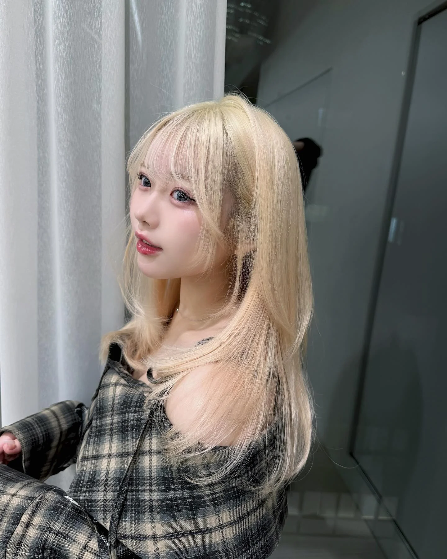 Cute blonde picture 4 of 13