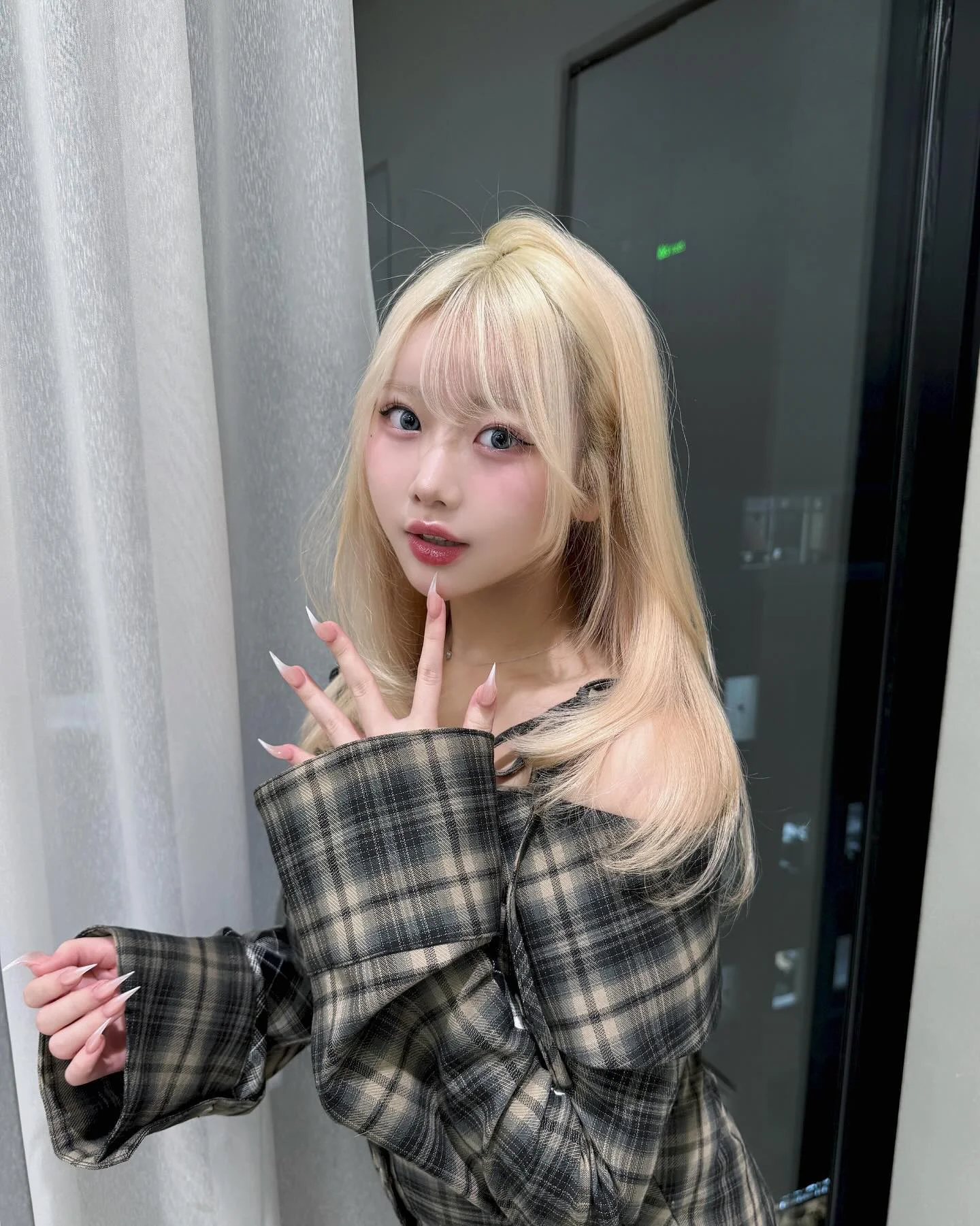 Cute blonde picture 7 of 13