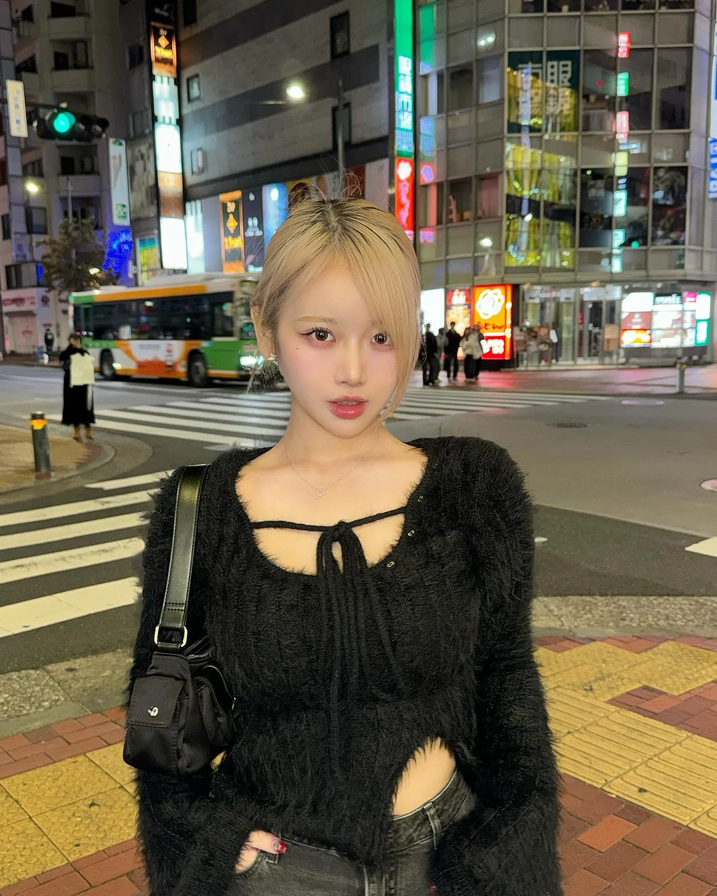 Cute blonde picture 10 of 13