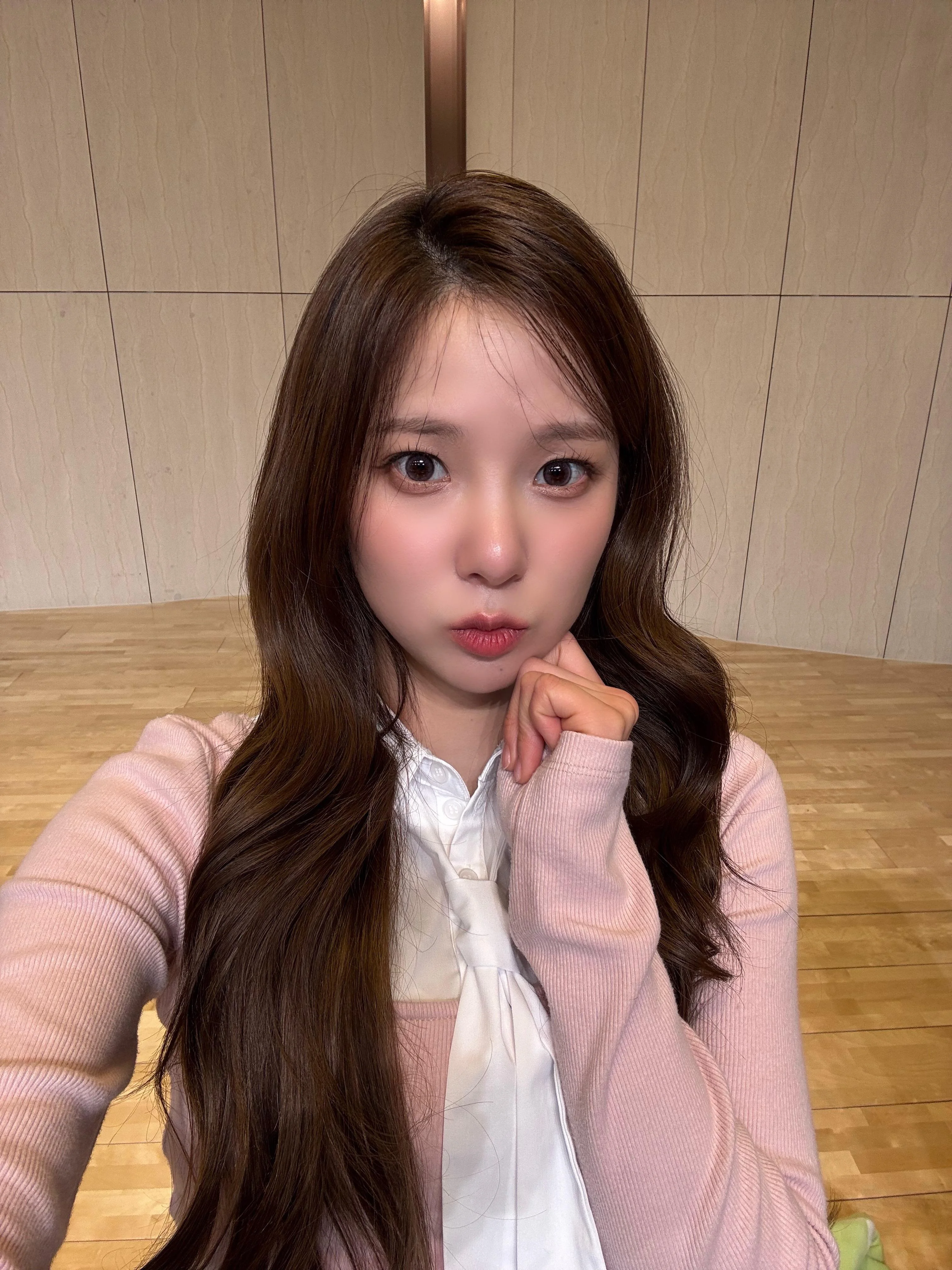 Kep1er Yujin picture 1 of 4