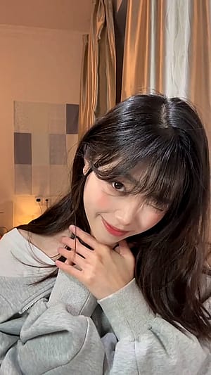 are you looking?🫣'