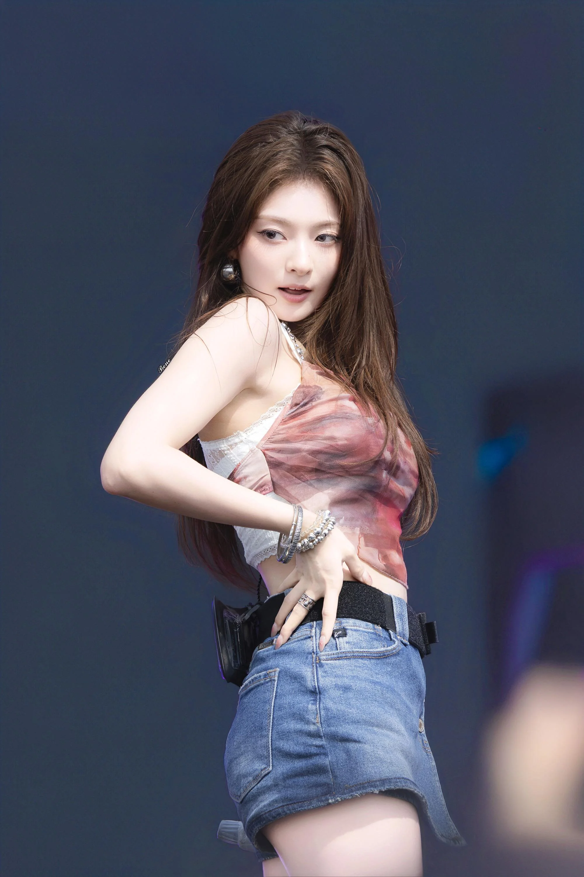 fromis_9 Nagyung picture 1 of 1