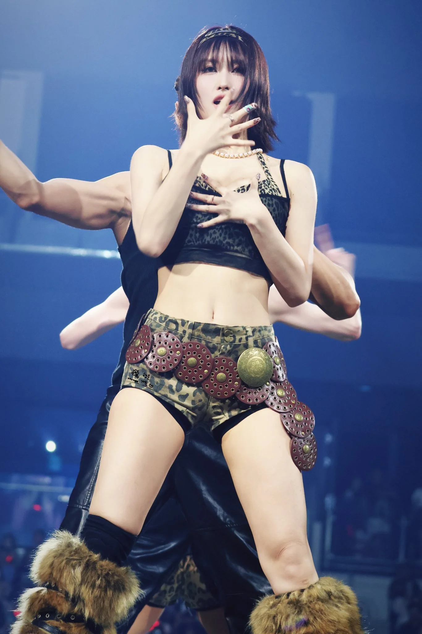 TWICE Momo picture 2 of 2