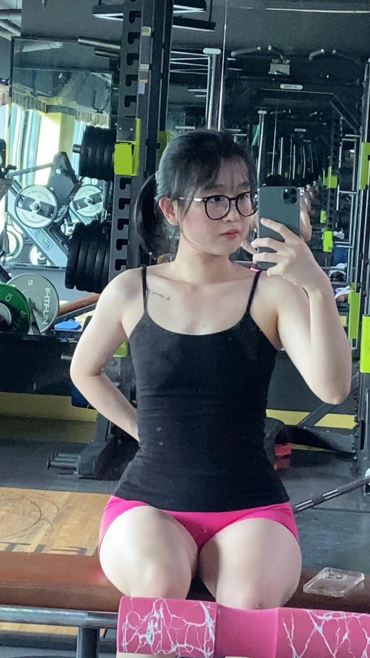 Leg day today ❤️ picture 1 of 2