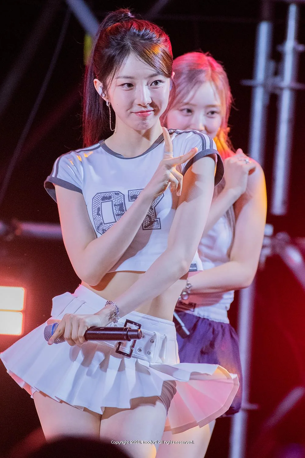 LIGHTSUM Juhyeon picture 3 of 4