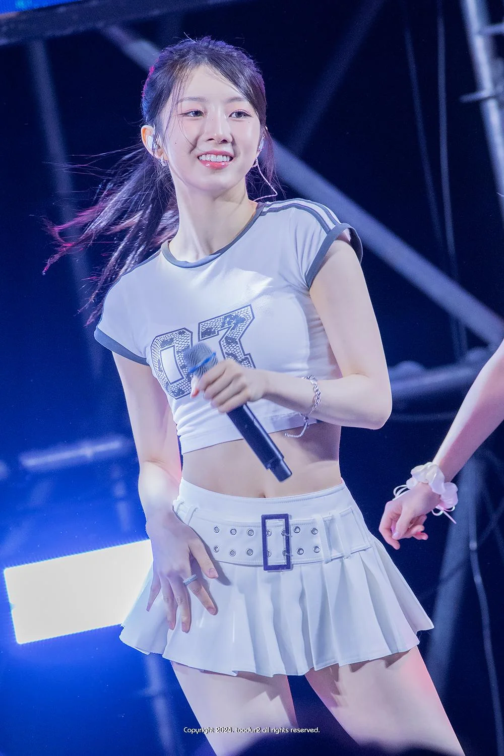 LIGHTSUM Juhyeon picture 4 of 4