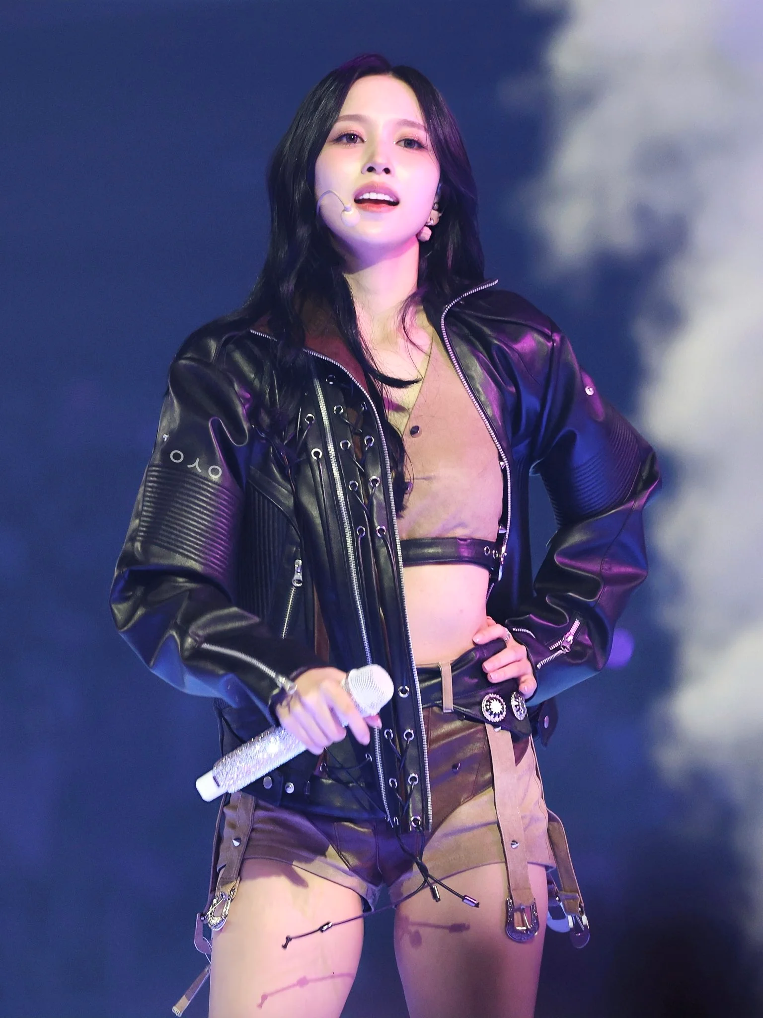 TWICE Mina picture 1 of 2
