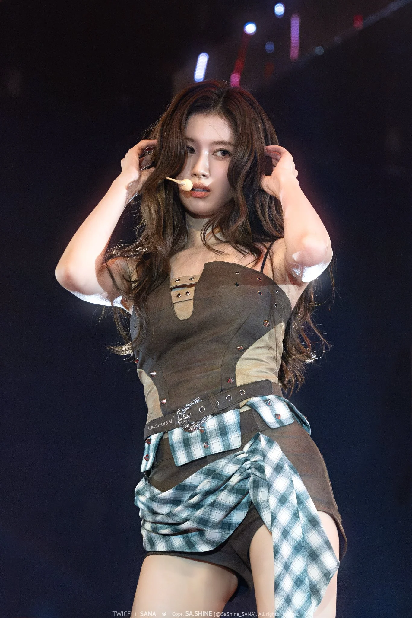TWICE Sana picture 3 of 4