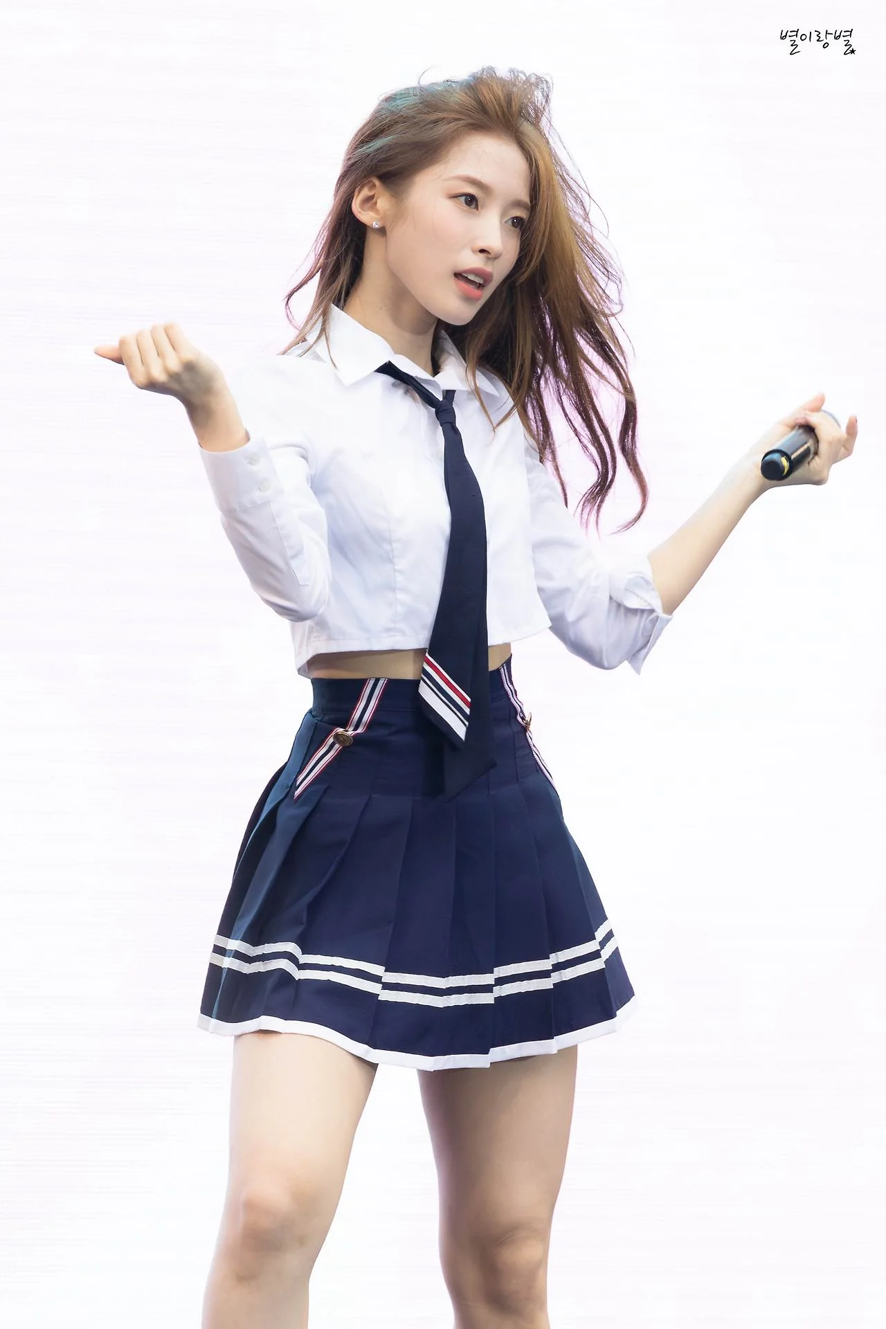 Arin picture 1 of 5