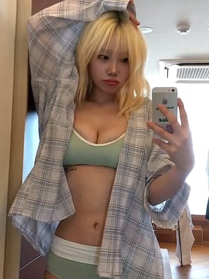 Asian blonde'