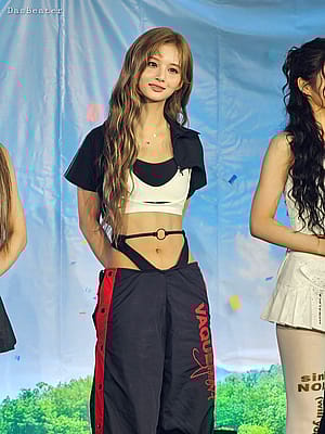 NMIXX Sullyoon'