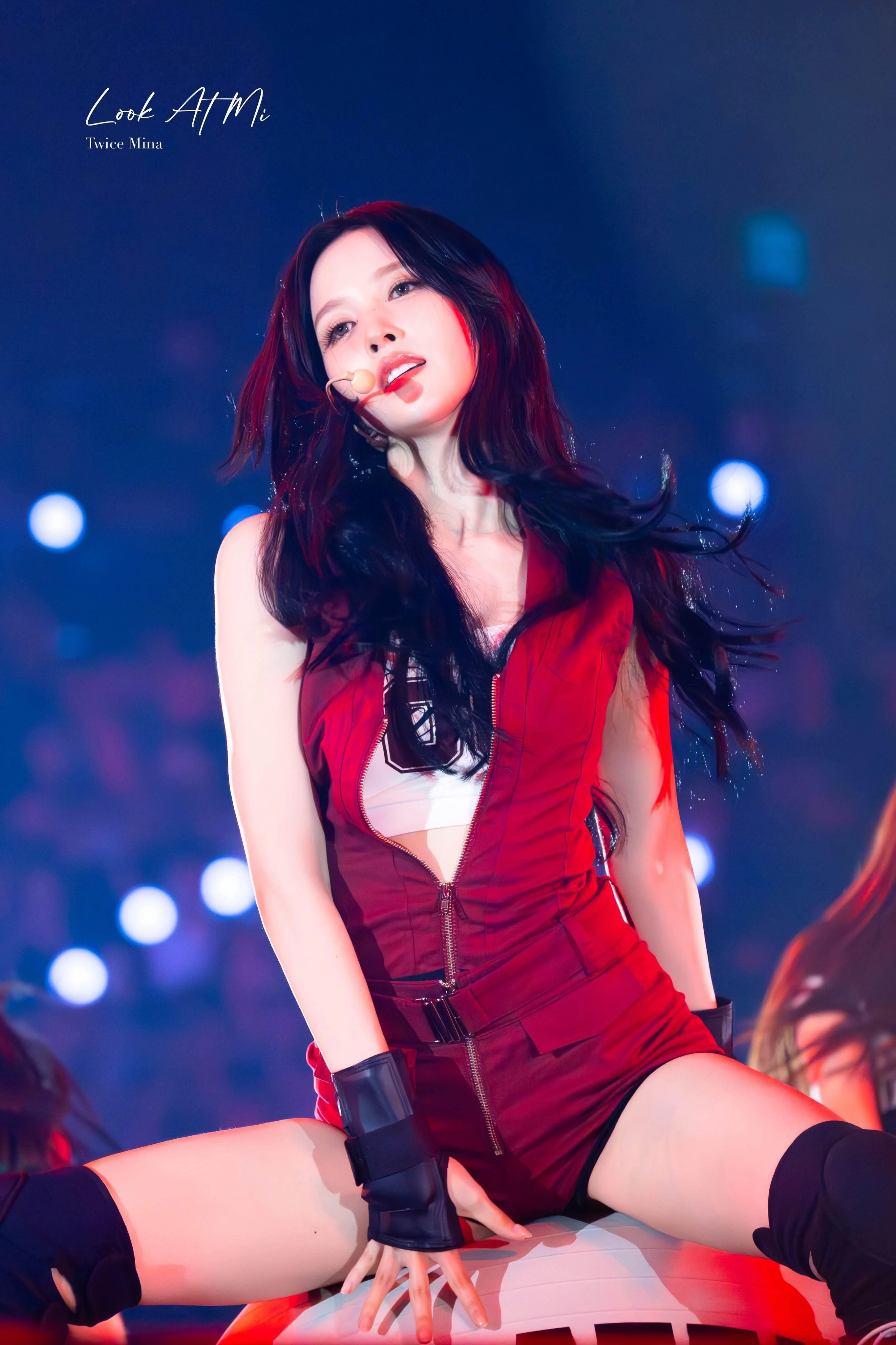 TWICE Mina picture 1 of 4