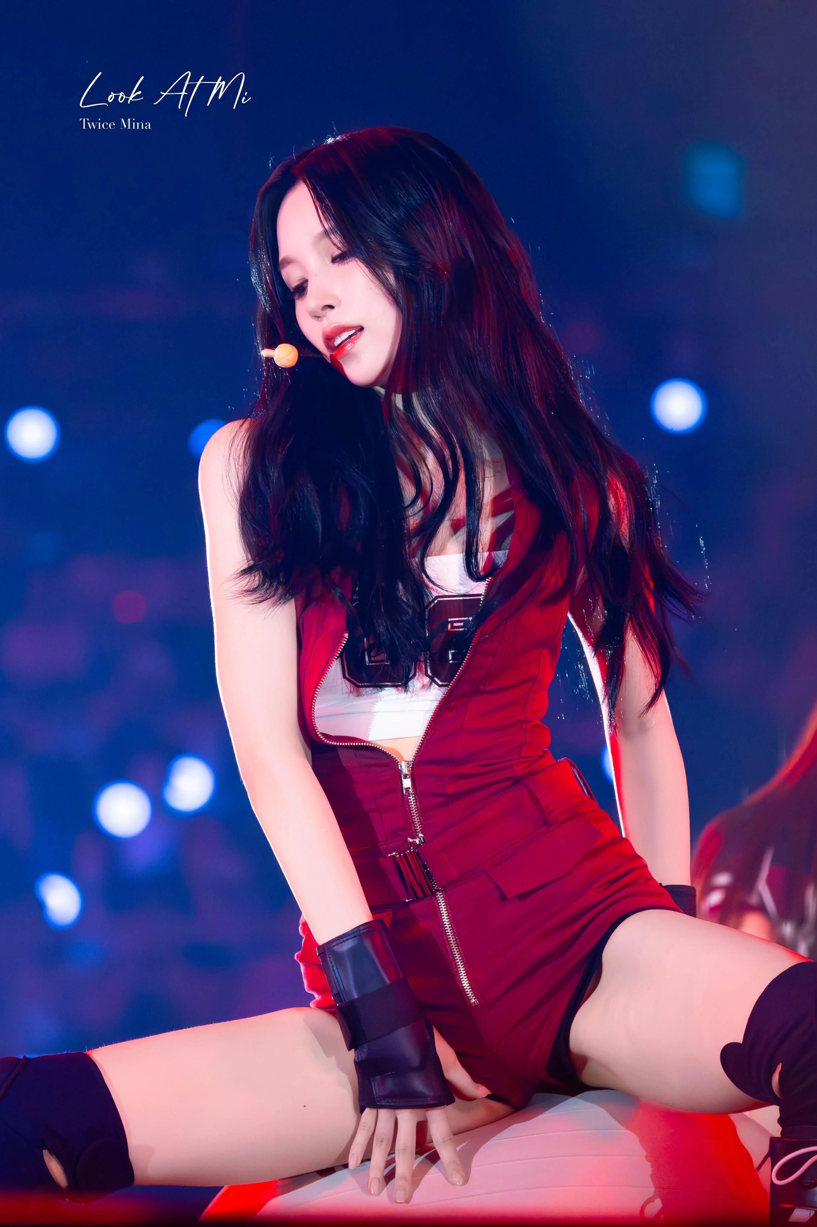 TWICE Mina picture 3 of 4