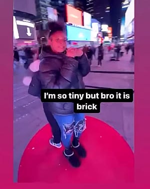 Yes I’m real me in New York last winter ☺️'