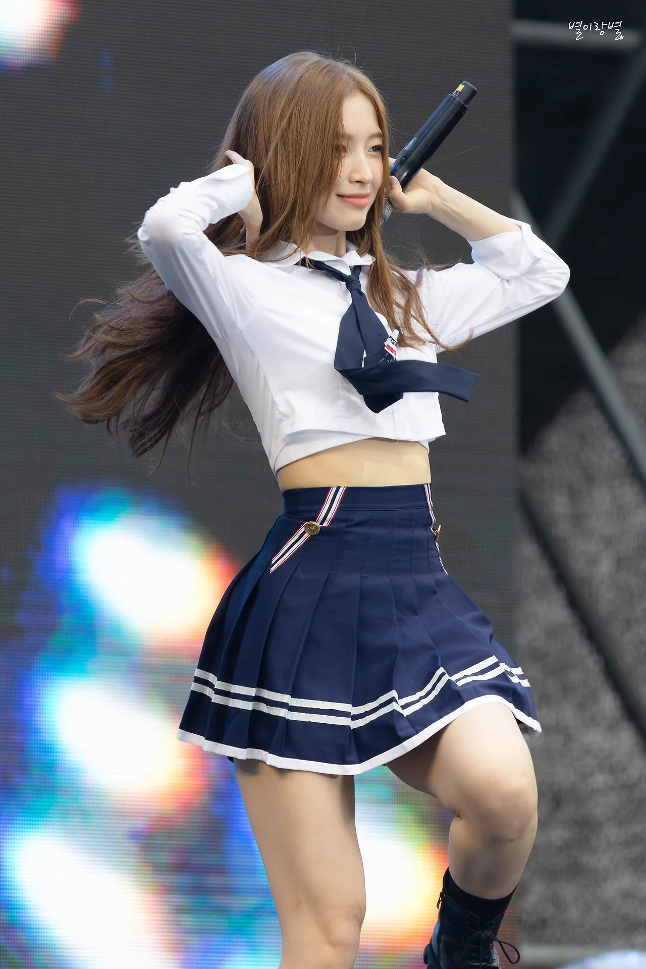 Arin picture 3 of 4