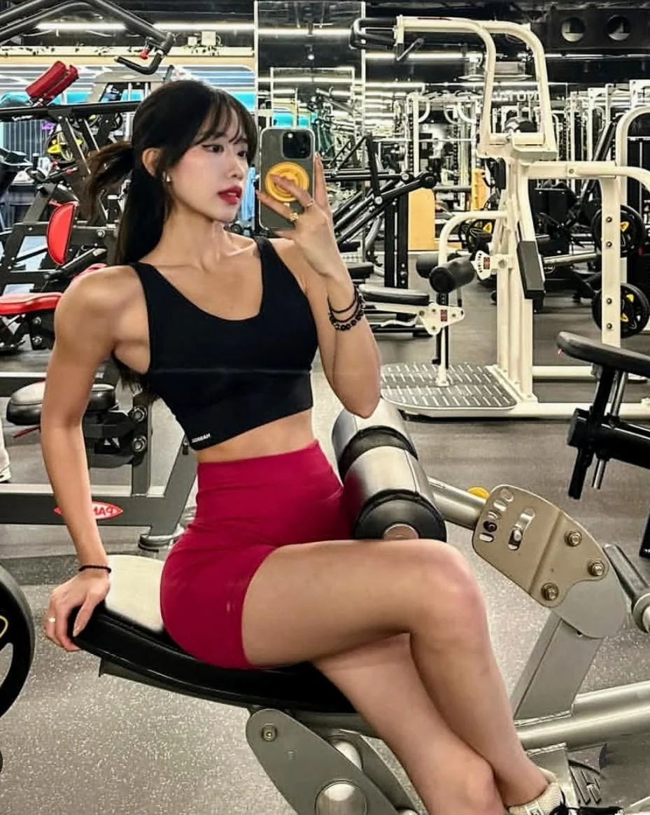 hell_chae0 picture 1 of 7