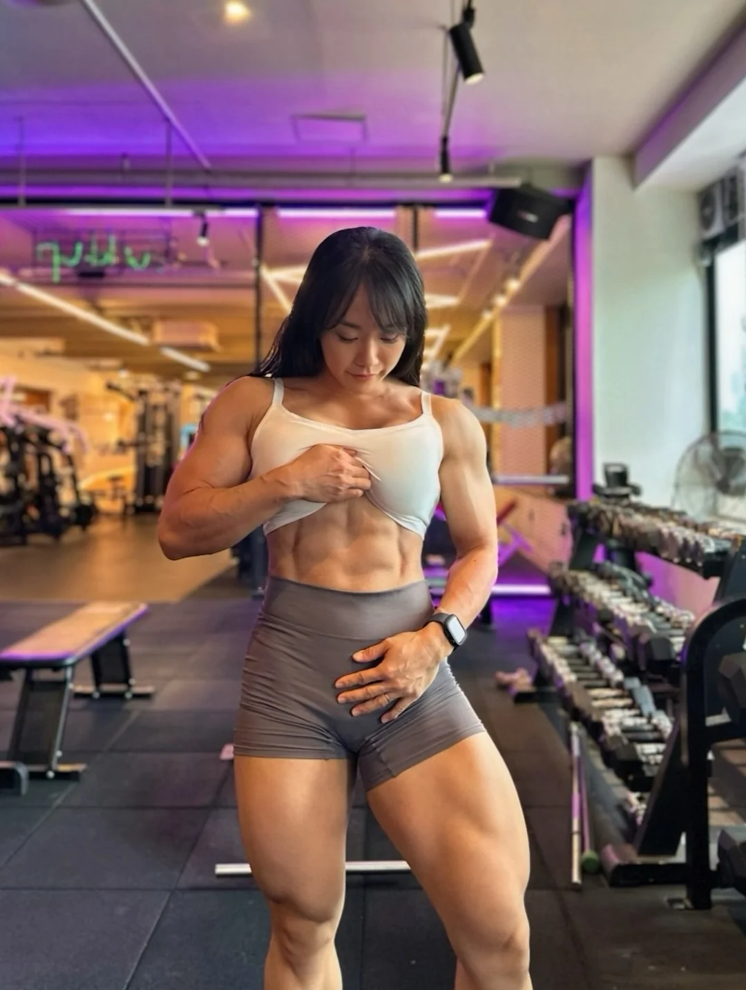 Lian Choi picture 3 of 3