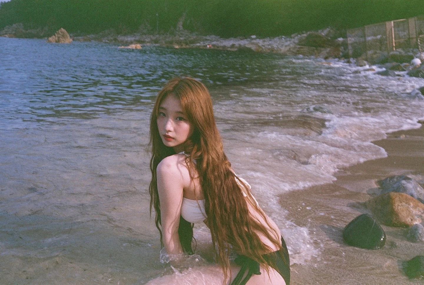 Yeojin picture 1 of 4