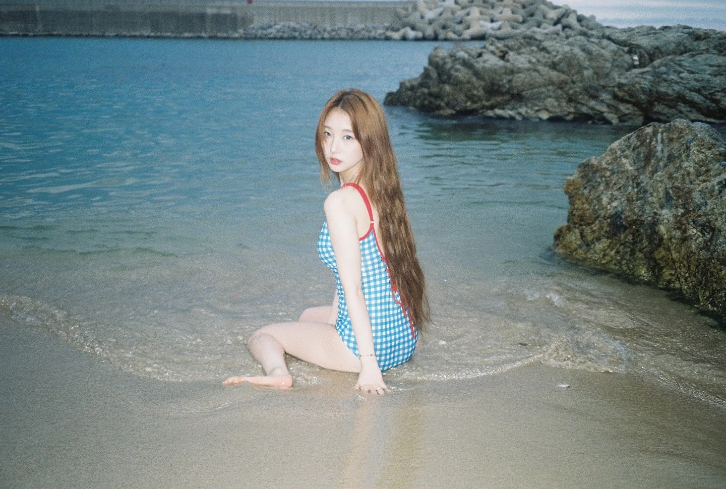 Yeojin picture 5 of 5