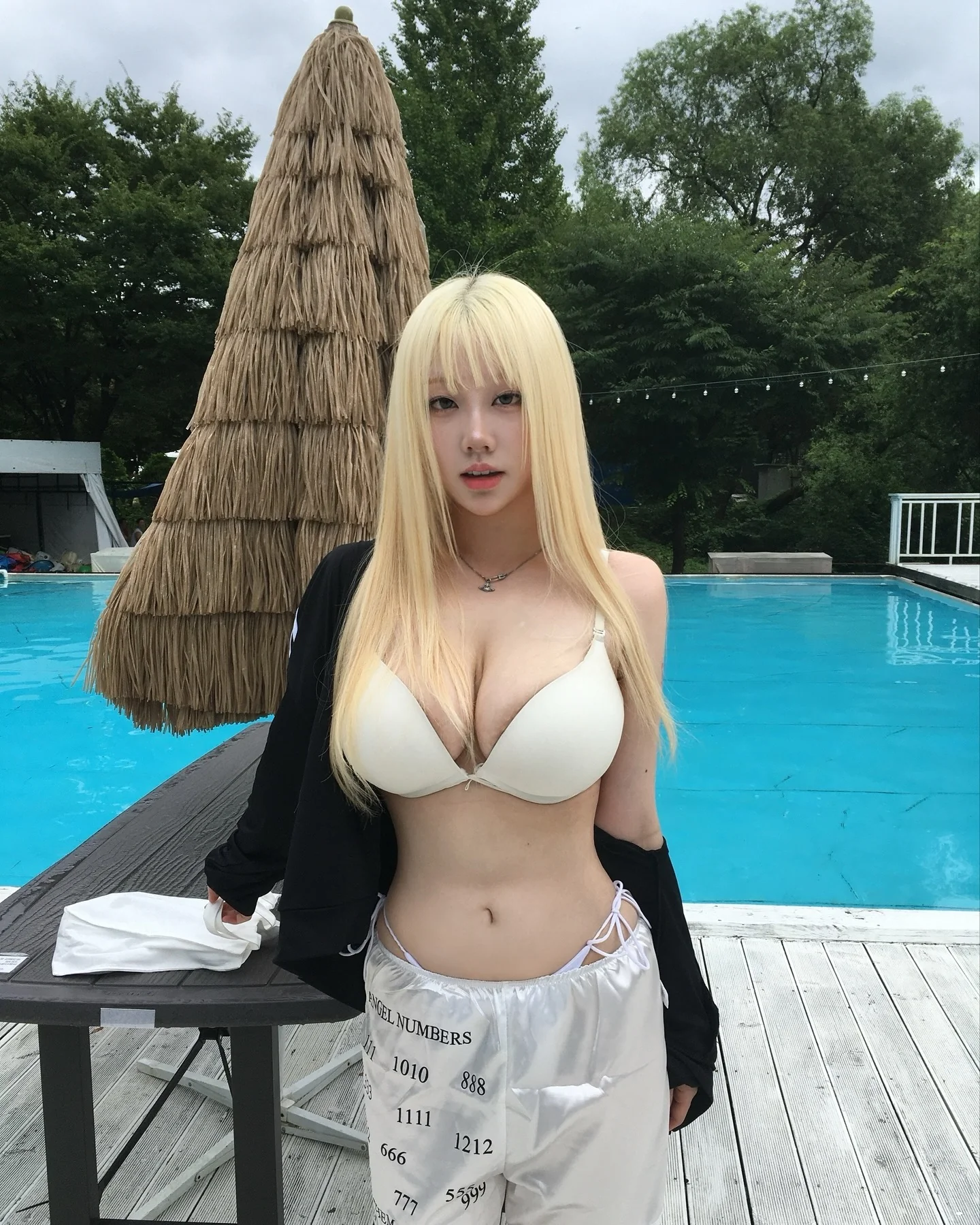Blonde and busty picture 2 of 5