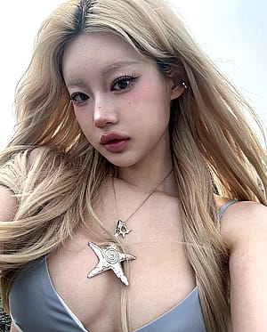 Asian blonde'