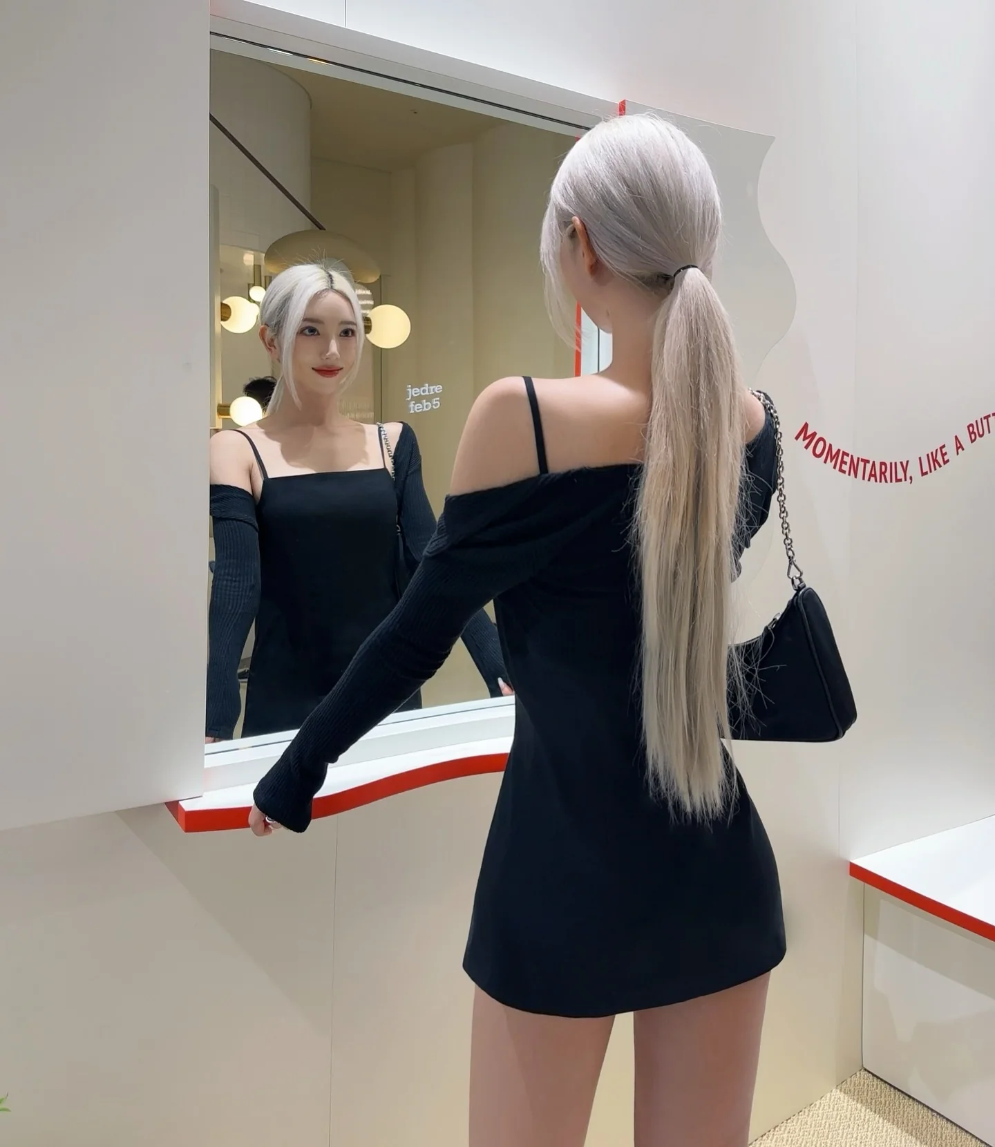 Asian blonde picture 4 of 6