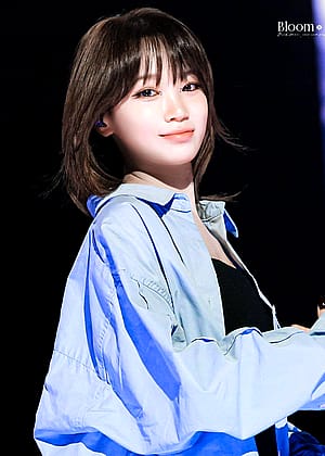 Le sserafim chaewon'